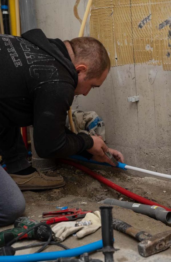 GRIDON - Men at Work 019